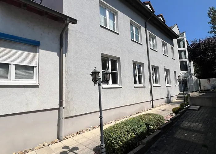 Am Neckar * Nuertingen