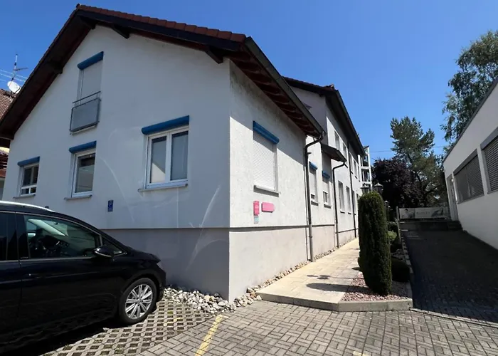 Otel Am Neckar Nuertingen